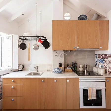 Principe Real Swoonworthy, Pristine, 1br * Lissabon